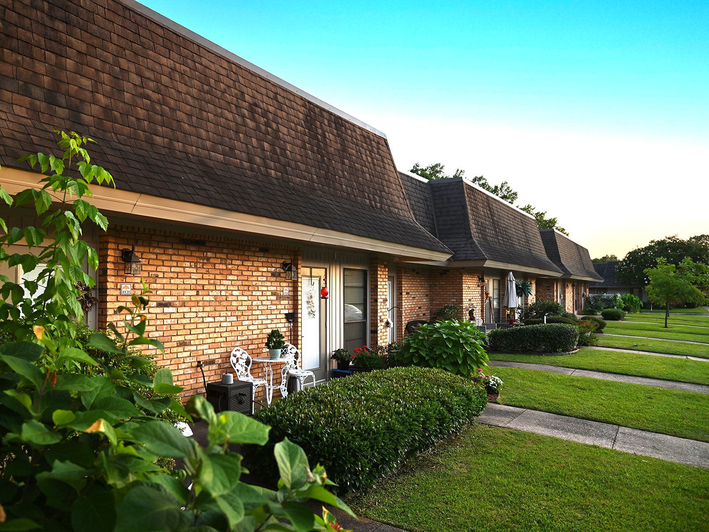 Garden Apartments at The Oaks